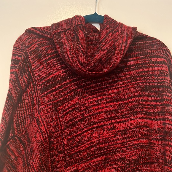 Moth red and black cape with inserts for arms XS - Picture 3 of 10